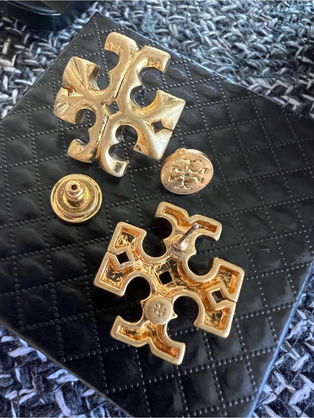 Tory Burch Roxanne Gold LogoEarrings - Picture 3 of 3